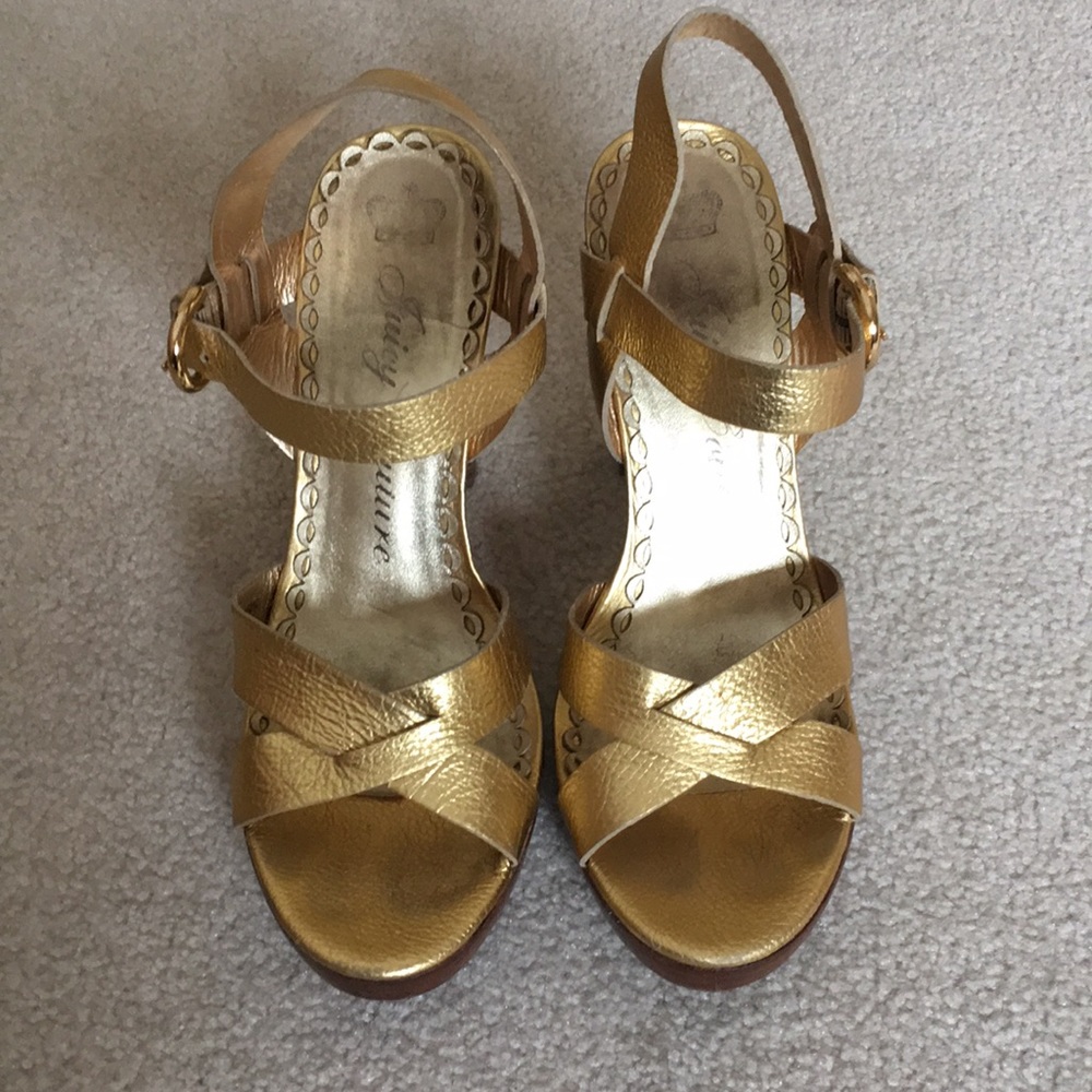 Juicy Couture Gold Leather wood platform heels,8.5